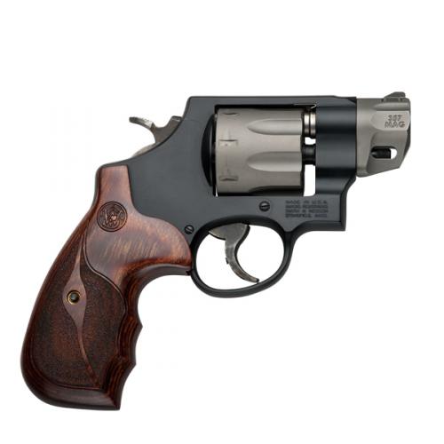 Smith & Wesson 327 Performance Center